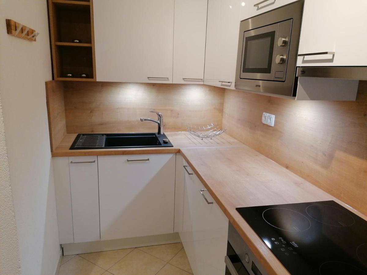 Apartments Nena - トロギール エクステリア 写真