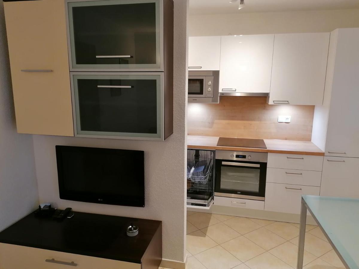 Apartments Nena - トロギール エクステリア 写真