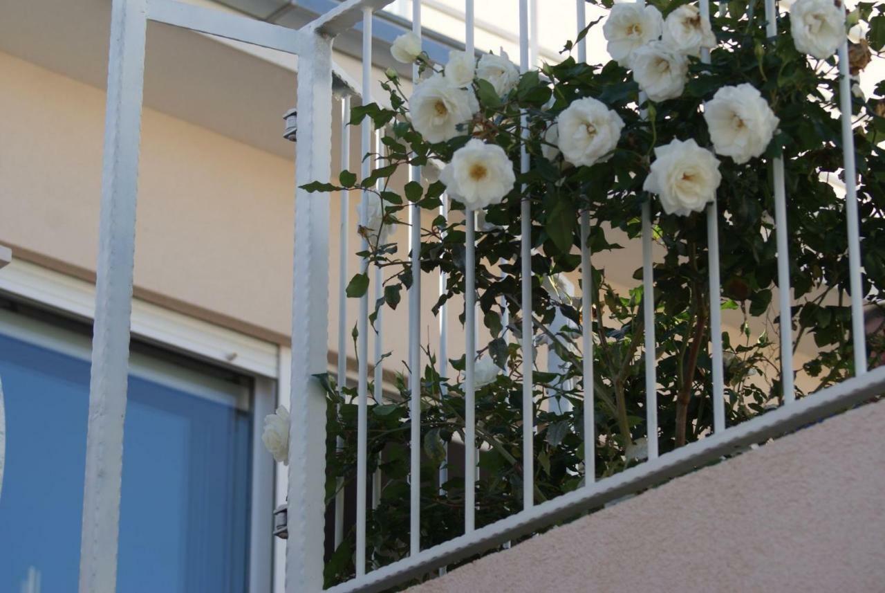 Apartments Nena - トロギール エクステリア 写真